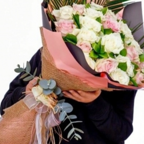  Kemer Flowers Order 25 Adet Pembe Beyaz Gül Şık Buket