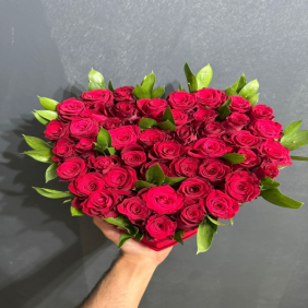  Kemer Florist Kalp Kutuda 41 Adet Kırmızı Gül Aranjman